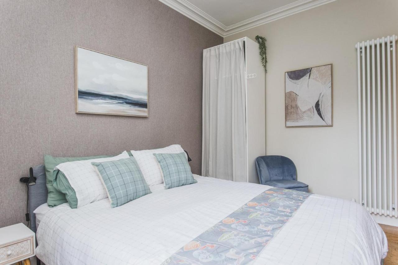 New Sleek 1Bd Edinburgh City Centre Stay Exterior photo