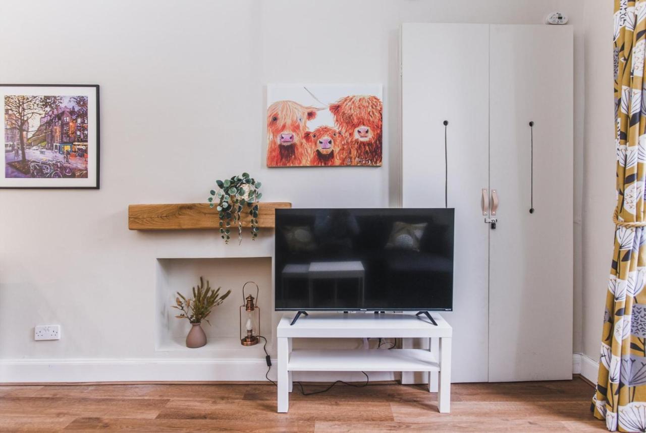 New Sleek 1Bd Edinburgh City Centre Stay Exterior photo